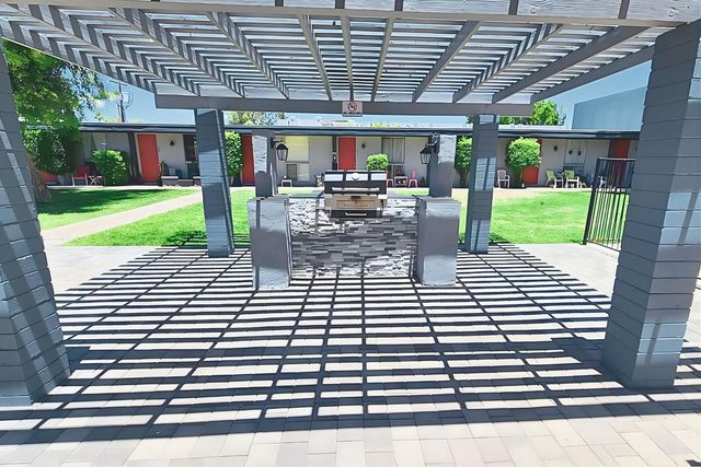 6320 N 16th Street 19, Phoenix, AZ 85016