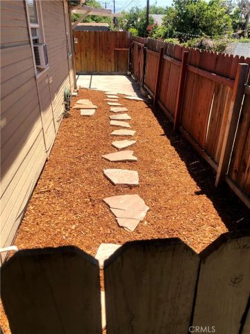 983 Wall Avenue, San Bernardino, CA 92410