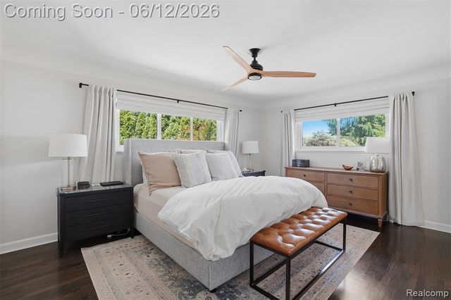 6998 Meadowlake Road, Bloomfield Hills, MI 48301