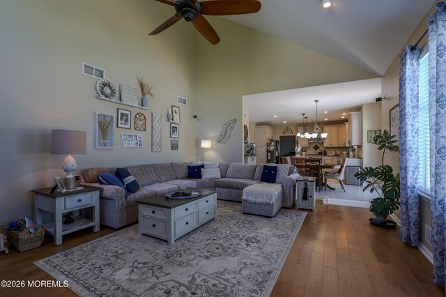 24 Orsaf Lane, Bayville, NJ 08721