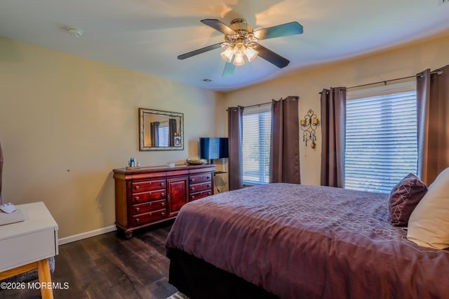 24 Orsaf Lane, Bayville, NJ 08721