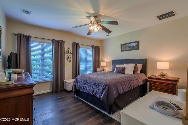 24 Orsaf Lane, Bayville, NJ 08721