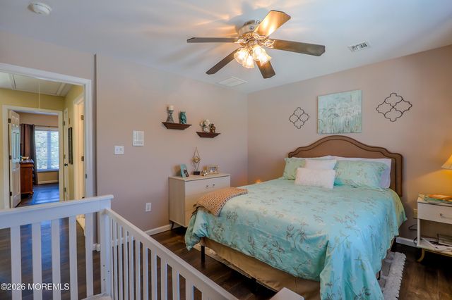 24 Orsaf Lane, Bayville, NJ 08721