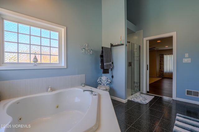 24 Orsaf Lane, Bayville, NJ 08721
