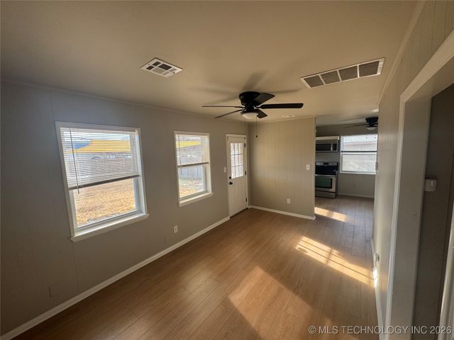 809 W Galveston Street, Broken Arrow, OK 74012