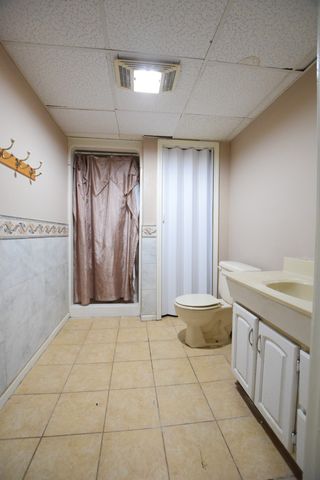 722 Overton Dr, Clarksville, TN 37042