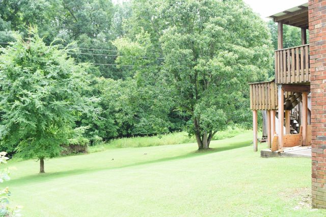 722 Overton Dr, Clarksville, TN 37042