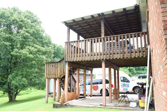722 Overton Dr, Clarksville, TN 37042