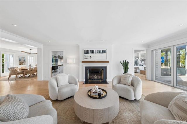 15 Bishop Place, Larchmont, NY 10538