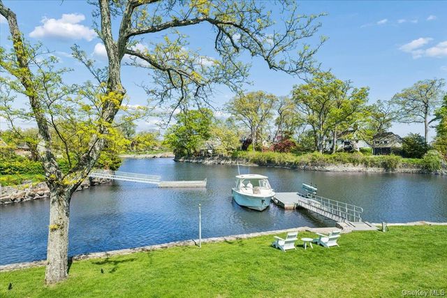 15 Bishop Place, Larchmont, NY 10538