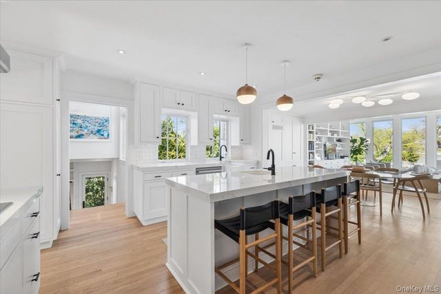 15 Bishop Place, Larchmont, NY 10538