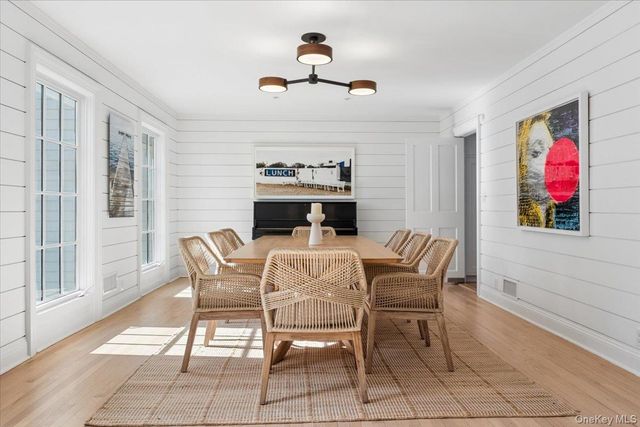 15 Bishop Place, Larchmont, NY 10538