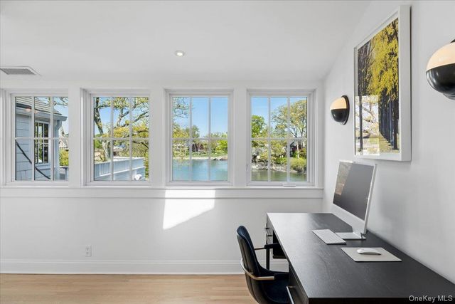 15 Bishop Place, Larchmont, NY 10538