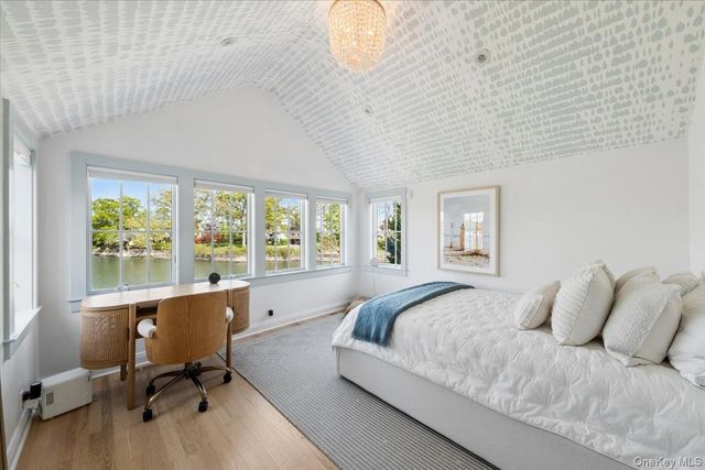 15 Bishop Place, Larchmont, NY 10538