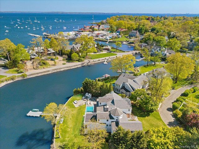 15 Bishop Place, Larchmont, NY 10538