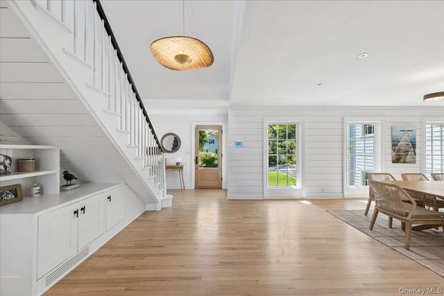15 Bishop Place, Larchmont, NY 10538