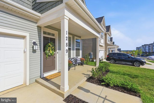 1289 RED CLOVER LN, Ranson, WV 25438