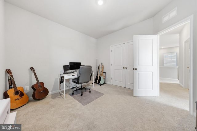1289 RED CLOVER LN, Ranson, WV 25438