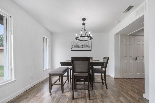 917 Park East Circle, Garland, TX 75043