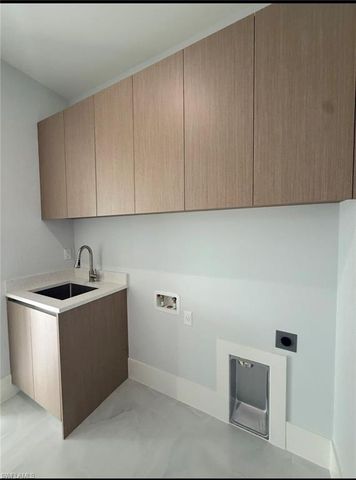 4274 16th AVE NE, Naples, FL 34120