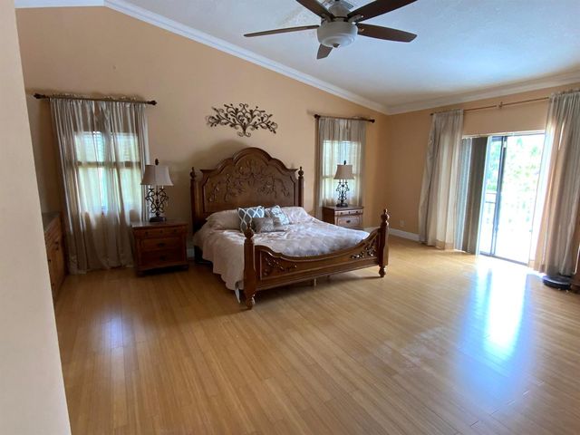 621 SW 101st Avenue, Plantation, FL 33324