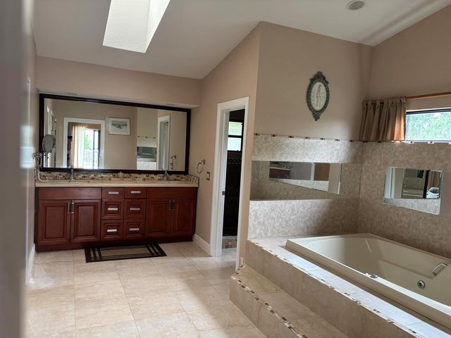 621 SW 101st Avenue, Plantation, FL 33324