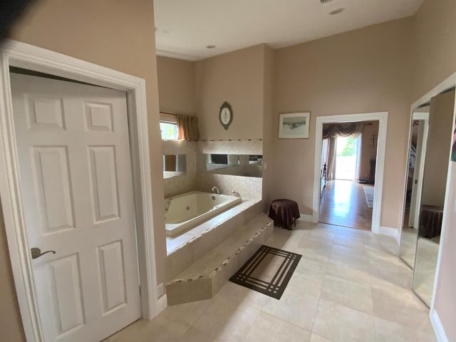 621 SW 101st Avenue, Plantation, FL 33324