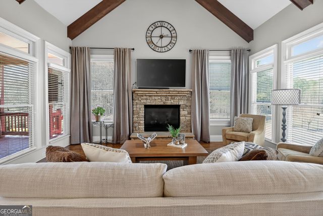 140 Waltham Way, Fayetteville, GA 30214