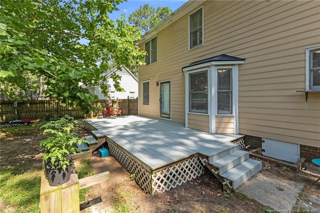 609 Rockport Drive, Fayetteville, NC 28311