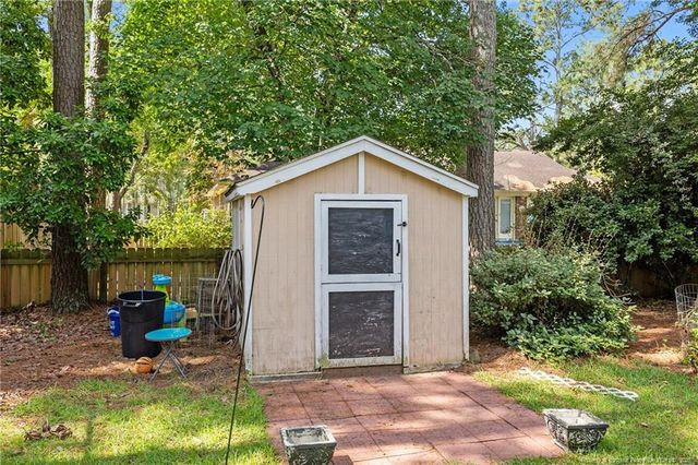 609 Rockport Drive, Fayetteville, NC 28311