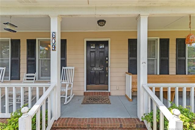 609 Rockport Drive, Fayetteville, NC 28311