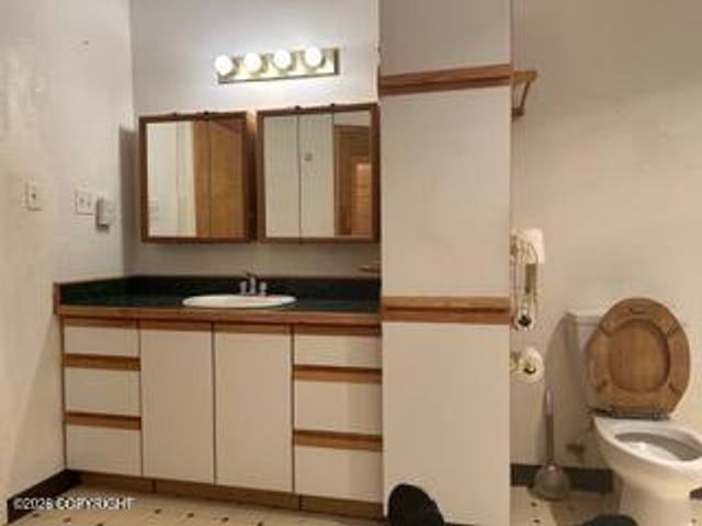 1704 Orca Place, Anchorage, AK 99501