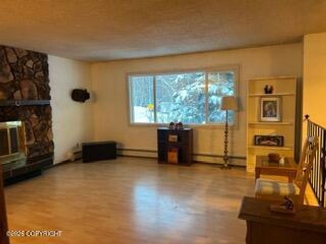 1704 Orca Place, Anchorage, AK 99501