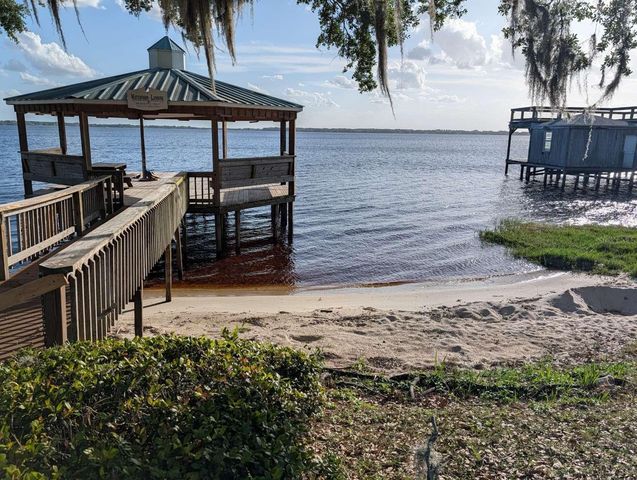 556 SUMMERWOOD DRIVE, Minneola, FL 34715