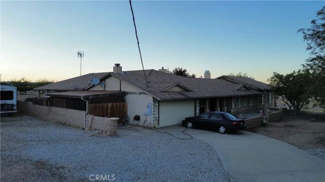 7236 Coyote Trail, Oak Hills, CA 92344