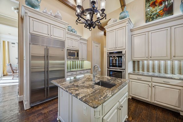 6640 Briar Ridge Lane, Plano, TX 75024