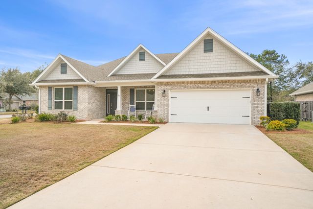 137 Autumn Avenue, Freeport, FL 32439