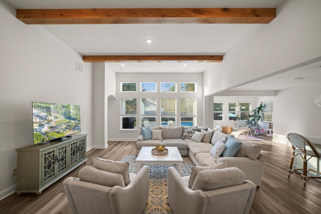 137 Autumn Avenue, Freeport, FL 32439