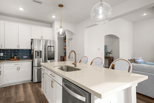 137 Autumn Avenue, Freeport, FL 32439