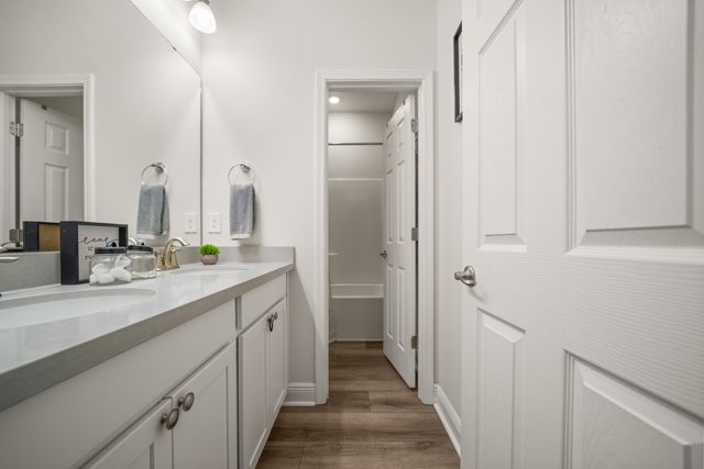 137 Autumn Avenue, Freeport, FL 32439