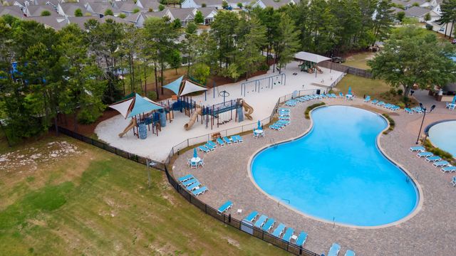 137 Autumn Avenue, Freeport, FL 32439