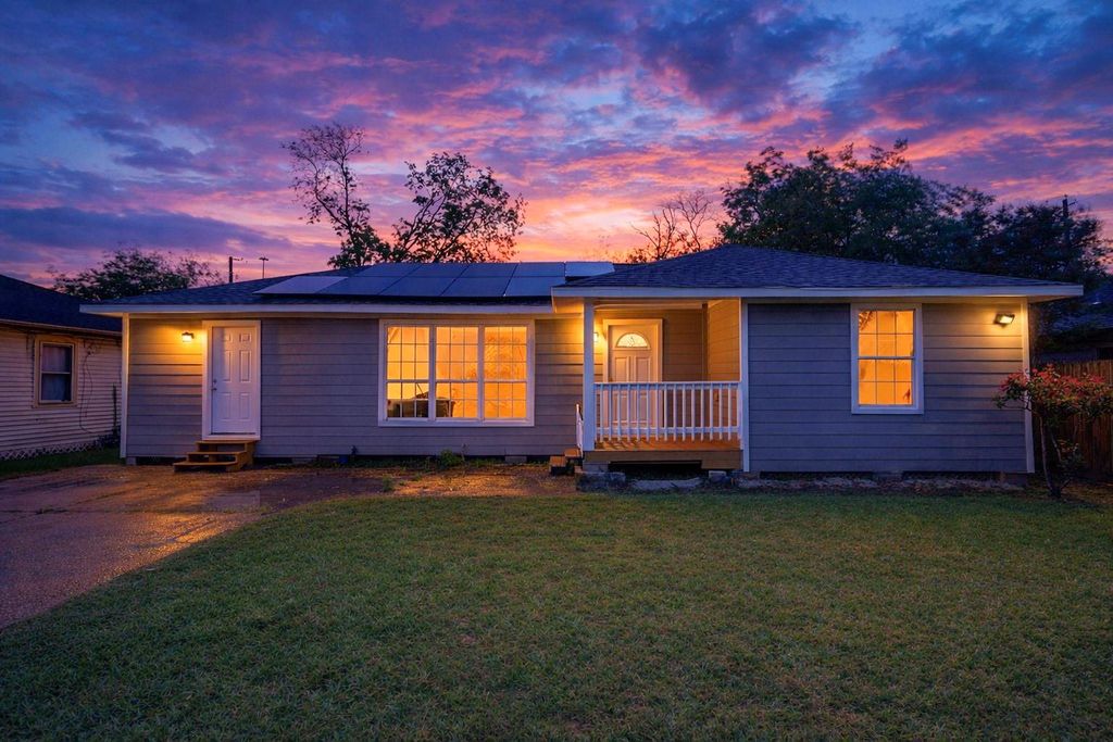 3814 Nan Street, Houston, TX 77092