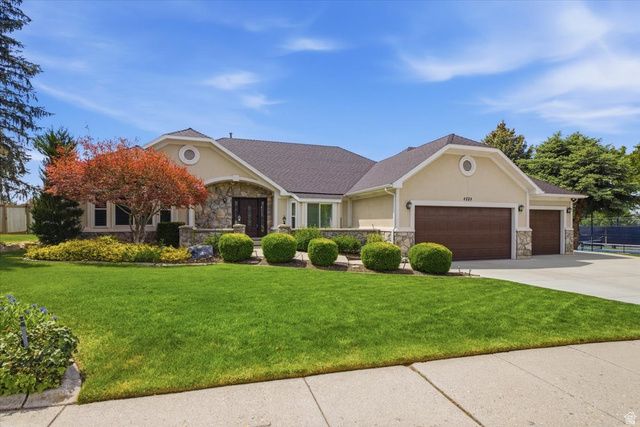 8228 S SET POINT CIR, Sandy, UT 84093