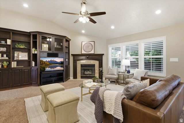 8228 S SET POINT CIR, Sandy, UT 84093