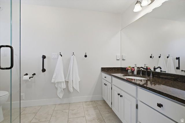 8228 S SET POINT CIR, Sandy, UT 84093