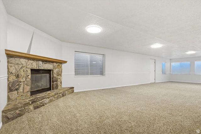 8228 S SET POINT CIR, Sandy, UT 84093