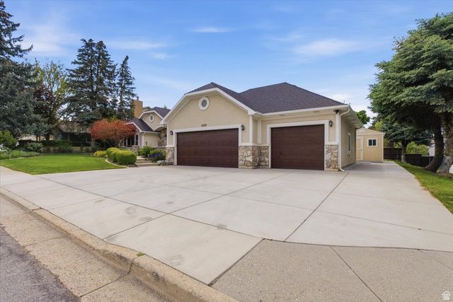 8228 S SET POINT CIR, Sandy, UT 84093