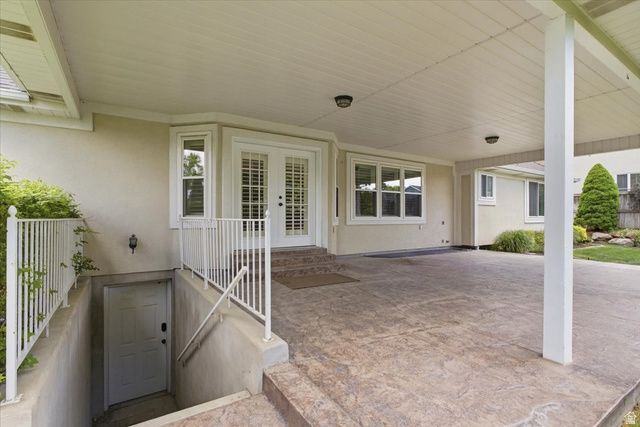 8228 S SET POINT CIR, Sandy, UT 84093