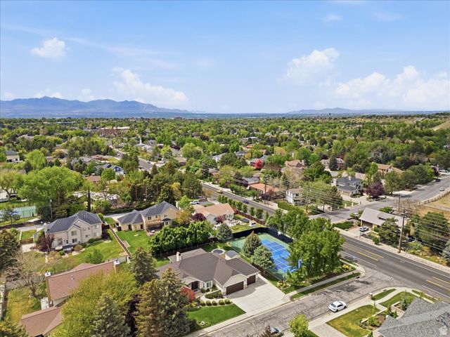 8228 S SET POINT CIR, Sandy, UT 84093