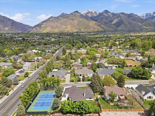 8228 S SET POINT CIR, Sandy, UT 84093